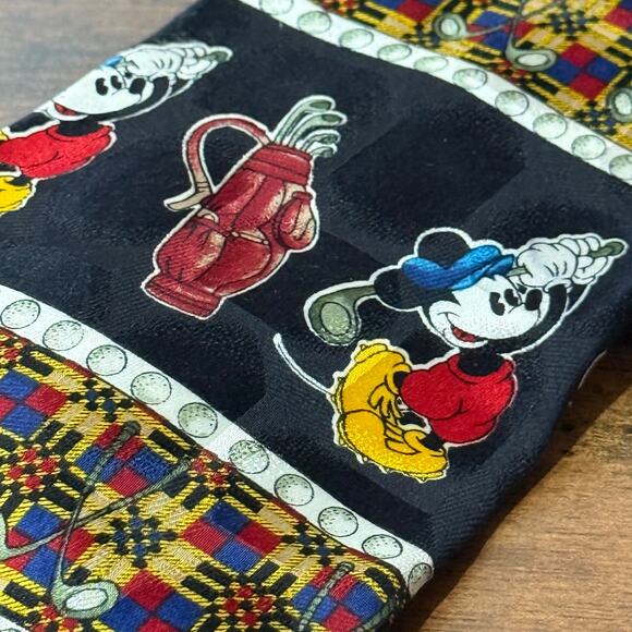 Disney by Atlas Design Tie Necktie Mickey Mouse Golfing 100% Silk Multi Color - Picture 2 of 6